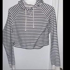 Crop hoodie